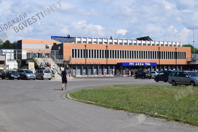 Освен модерно осветление Арена „Арда” ще има и електронно табло за резултатите