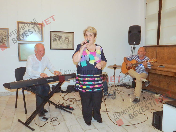 Изложба „Рисунки, графики и технологични експерименти“ на Нерон откриха в Димитровград