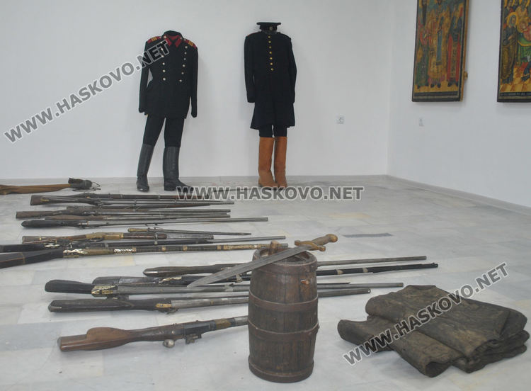 Възродиха зала „Възраждане“ в Хасковския музей, показват реставриран механизма на старата часовникова кула