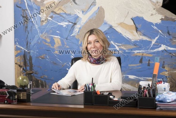 Галя Топалова