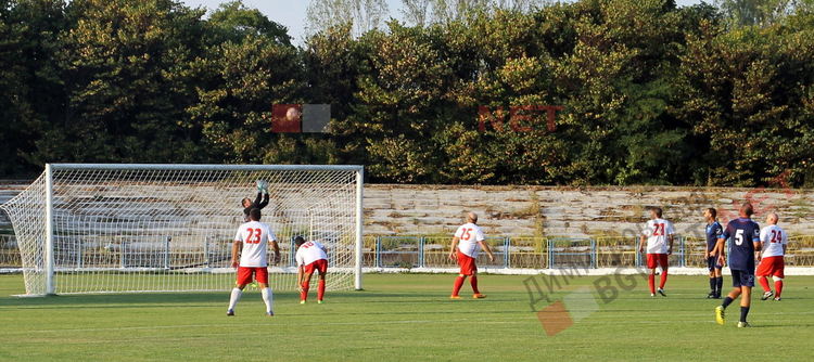 Ветераните на Димитровград и Чирпан примериха сили във футболен мач
