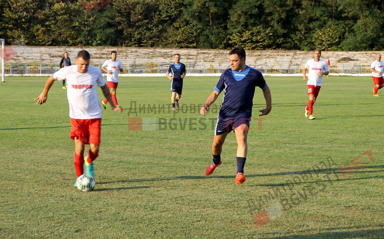 Ветераните на Димитровград и Чирпан примериха сили във футболен мач