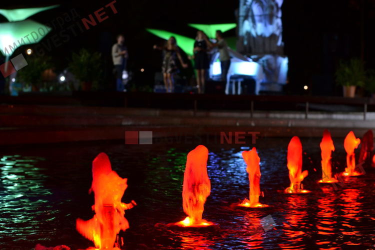 Страхотно парти със Стефан Илчев препълни центъра на Димитровград - гаф пощури публиката