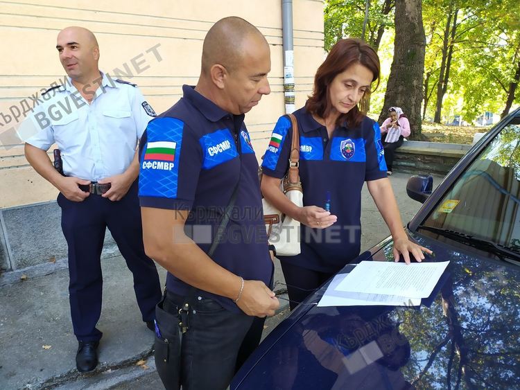 Реанимационна маса и монитор на стойност 8546 лева дариха полицаи на родилното отделение на болницата в Кърджали