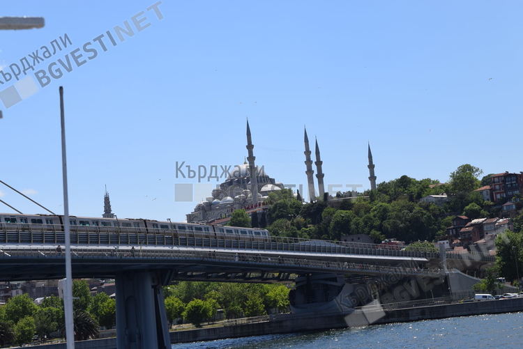 Туризмът процъфтява в южната ни съседка край Босфора