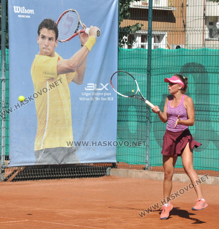 10 хасковски тенисисти спорят за трофея в Държавния турнир на "Юнак"