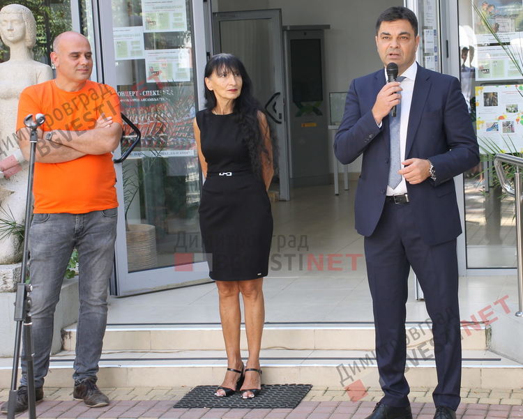 Официално представиха новия календар на Община Димитровград