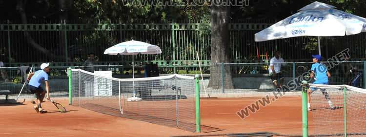 10 хасковски тенисисти спорят за трофея в Държавния турнир на "Юнак"