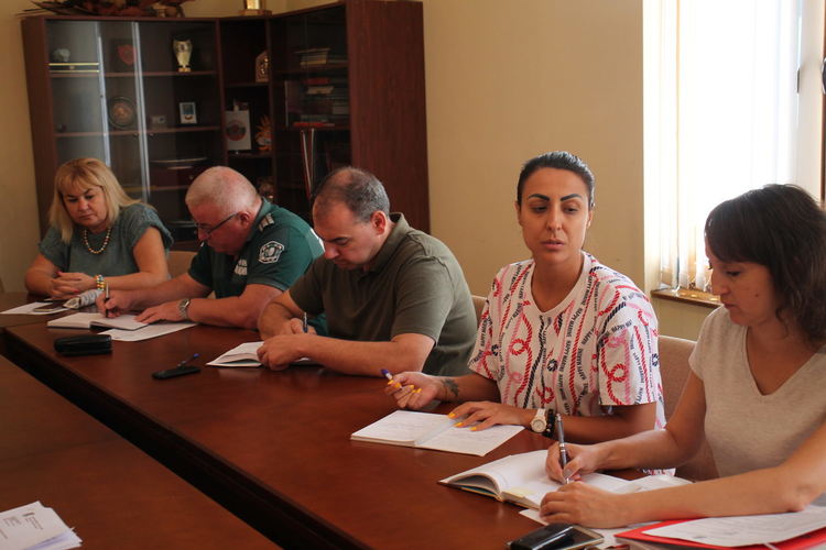 78 стопани от Хасковско вече получиха по 300 лева за закланите прасета