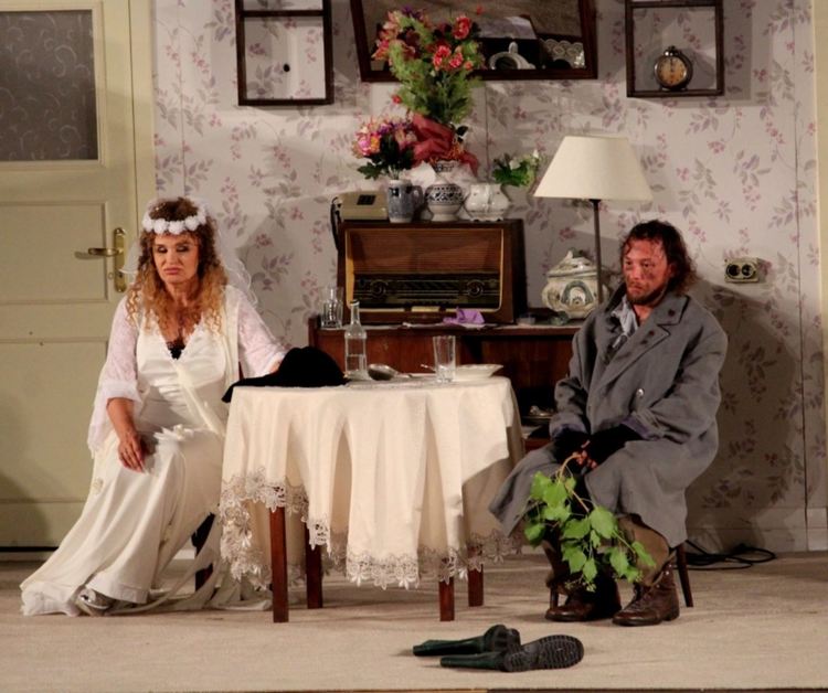 Фестивалът "Бъдеще с традиции" стартира с невероятна комедия