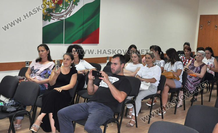 Хасковлии против Стратегията за детето, готвят международен протест