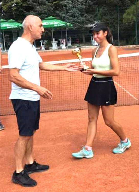 Адриано Дженев спечели титлата на Държавния турнир по тенис в Хасково