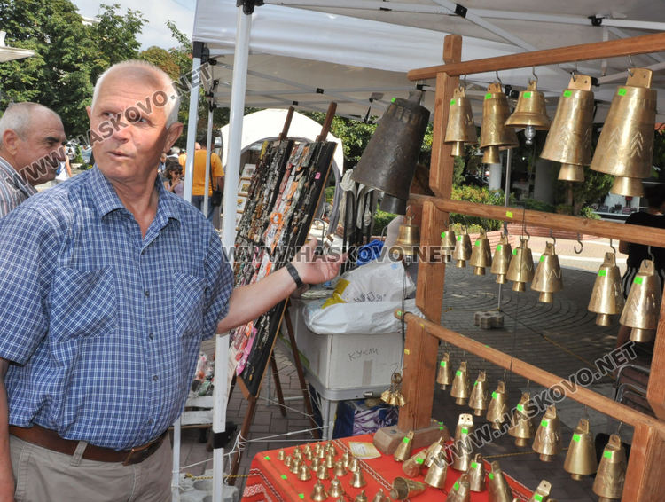 28 занаятчии показват произведенията си в Хасково