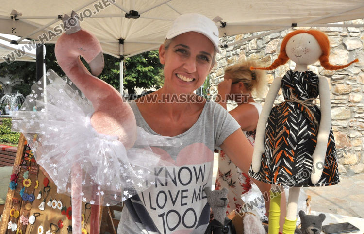 28 занаятчии показват произведенията си в Хасково