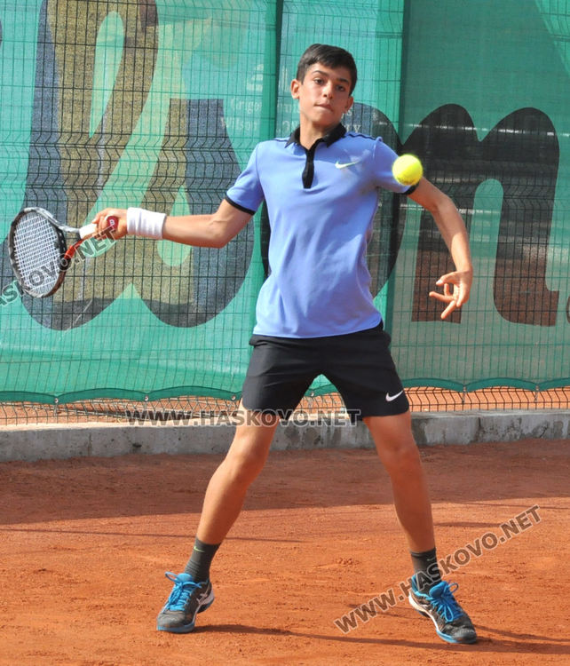 Адриано Дженев спечели титлата на Държавния турнир по тенис в Хасково