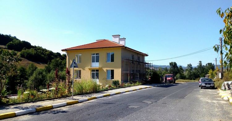 Ремонтират сградата на кметството в Падина след 50 години