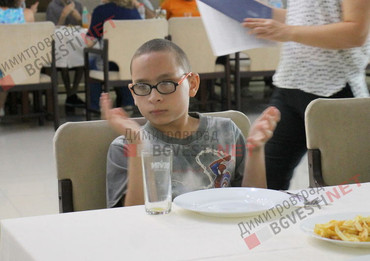 С празник Дневен център за деца с увреждания отбеляза 15 години грижи за децата