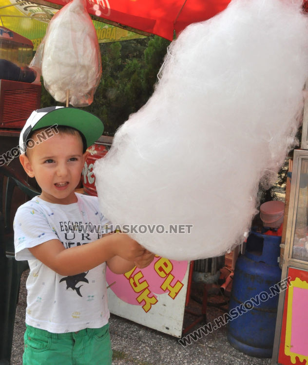 300 лева награда на панаира в Хасково за вис на лост