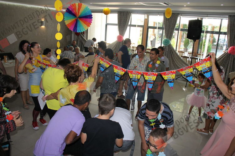 С празник Дневен център за деца с увреждания отбеляза 15 години грижи за децата