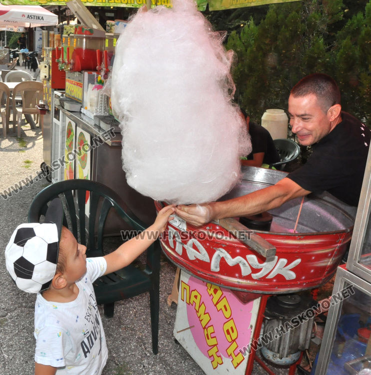 300 лева награда на панаира в Хасково за вис на лост