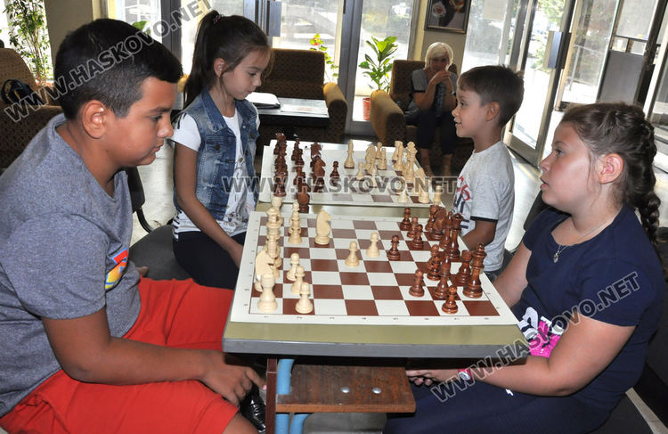 5-годишният Игор Делчев с отлично представяне и бронз на шахматния турнир в Хасково