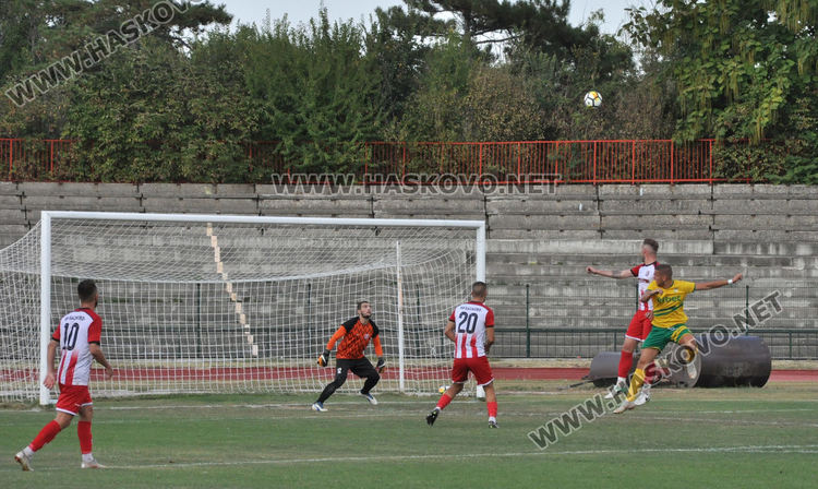 „Хасково” и „Свиленград” записаха равенство на „Ямача”