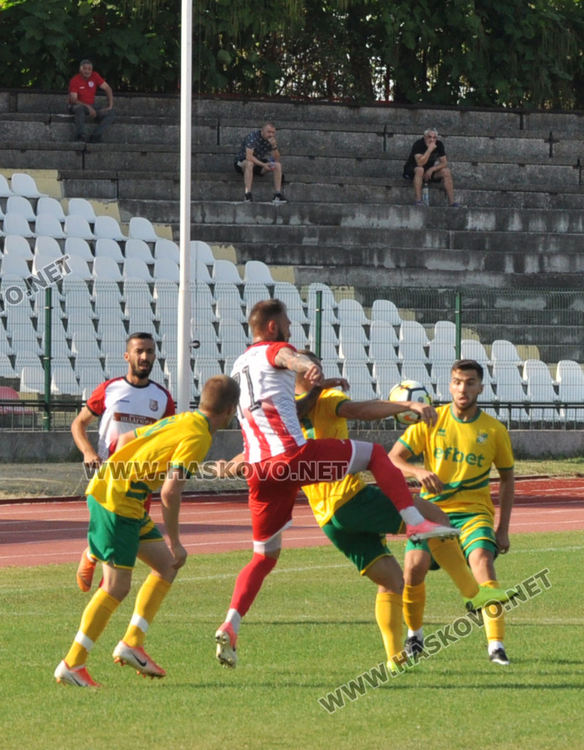 „Хасково” и „Свиленград” записаха равенство на „Ямача”