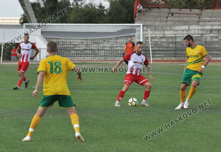 „Хасково” и „Свиленград” записаха равенство на „Ямача”