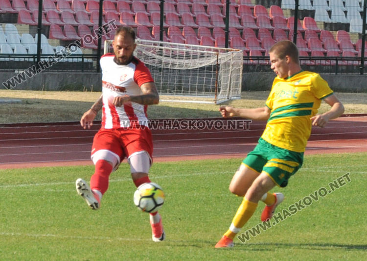 „Хасково” и „Свиленград” записаха равенство на „Ямача”