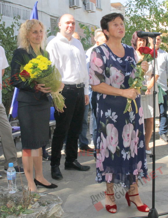 „Демократична България - Обединение“ откриха предизборен щаб в Димитровград