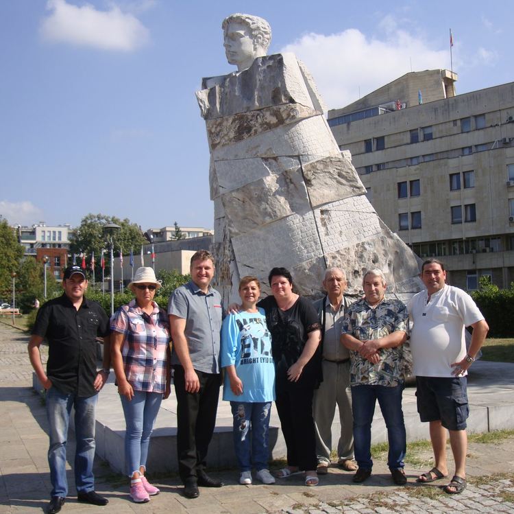 Стоян Георгиев представи 10 кандидати за общински съветници на ДБГ