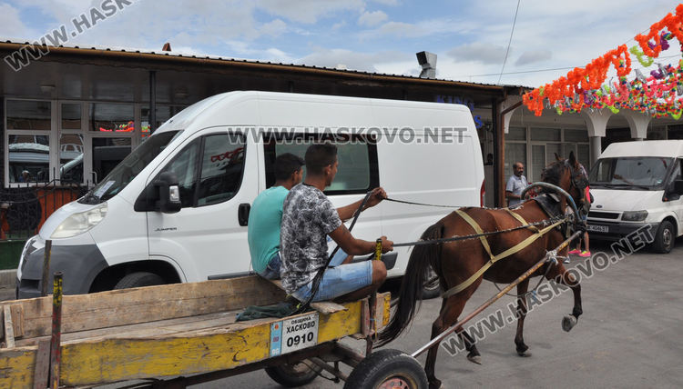 10 се изследваха за СПИН в мобилната лаборатория в "Република"