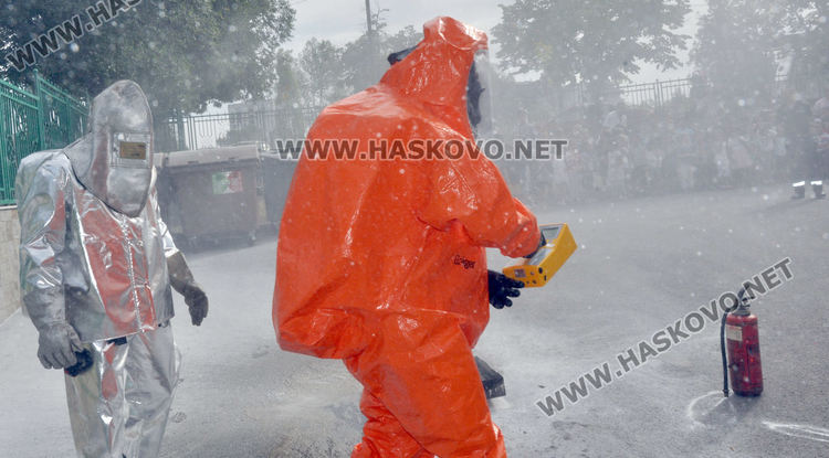 Евакуираха 170 деца от "Весели очички" заради симулативен пожар