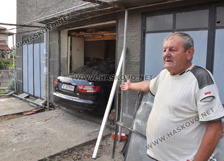 Собственикът на гаража недоумяваше как е станала катастрофата
