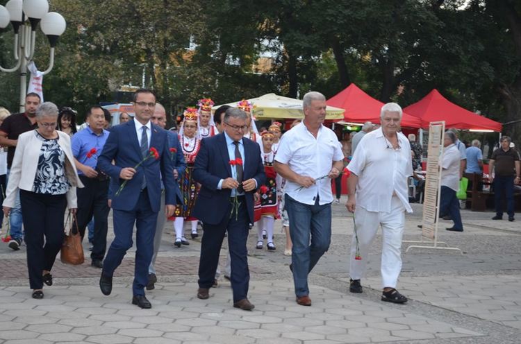  Отлитна първият ден от Празника на тракийската музика и песен