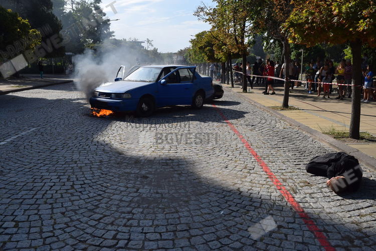 Отличен резултат за Единната спасителна система-20 минути за гасене на автомобили и първа помощ на пострадалите/снимки/