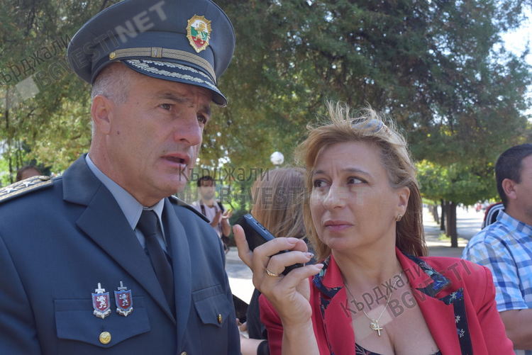 Отличен резултат за Единната спасителна система-20 минути за гасене на автомобили и първа помощ на пострадалите/снимки/