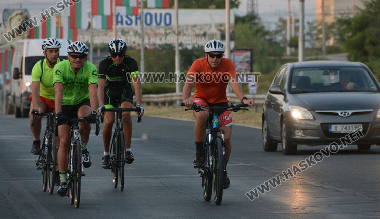 Велосипедистка от Германия минава 208 км. „бревет”  трасе  