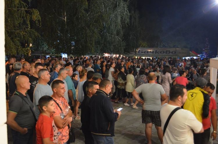 Иво Папазов и оркестър „Тракия“ -  45 години на сцена, а 65- годишен юбилей отбеляза Хари Асенов