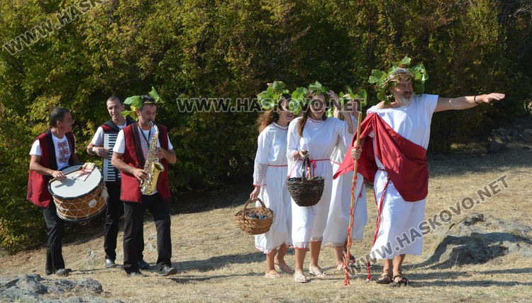 Вино потече от шарапаната под връх Аида 