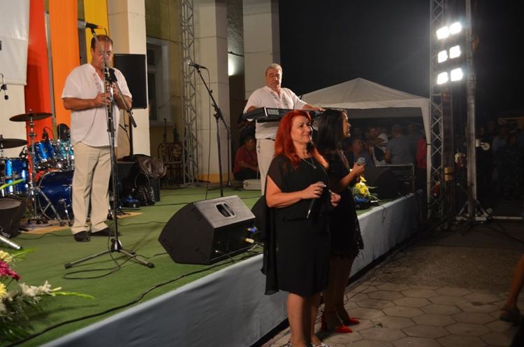 Иво Папазов и оркестър „Тракия“ -  45 години на сцена, а 65- годишен юбилей отбеляза Хари Асенов