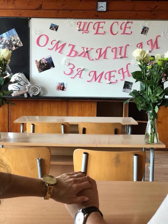 Възпитаници на Финансово-стопанската гимназия си казаха „да“ в училище