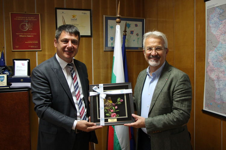 Кметът на Ардино Ресми Мурад посрещна гости за празника на града