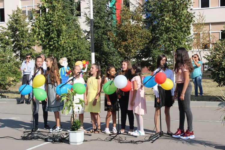 Снимки: Фейсбук