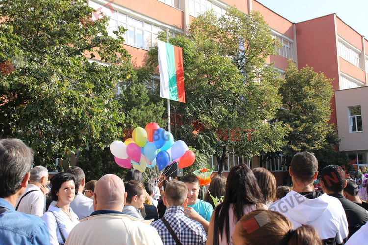 За 110-ти път би училищният звънец в ОУ "Пенчо Славейков"