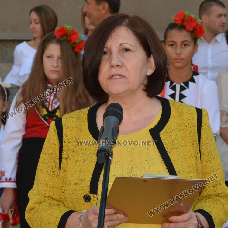 ОУ „Ив.Рилски“ посрещна 154 първолаци на 150-ата си годишнина