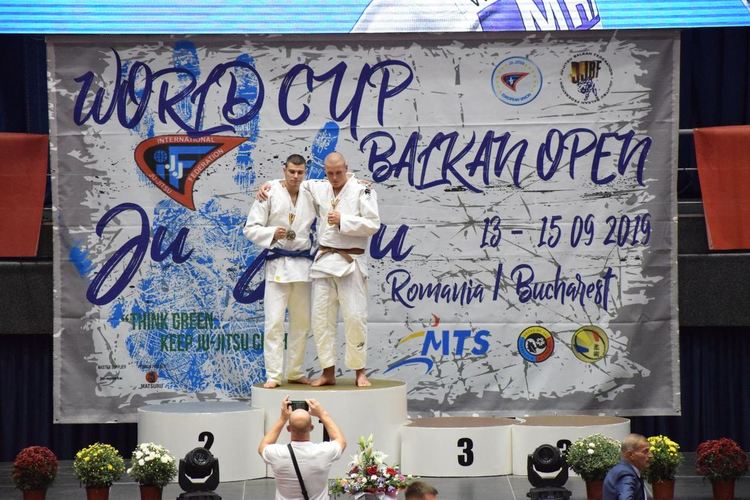 С медали от световното по джу-джицу се завърнаха димитровградските състезатели