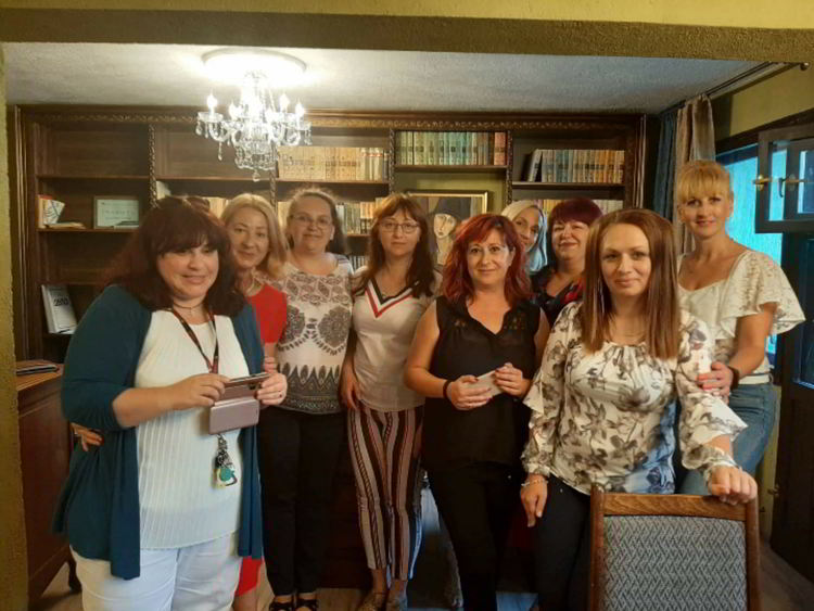 Новосформиран дамски клуб за безвъзмездна взаимопомощ в Смолян с първа проява