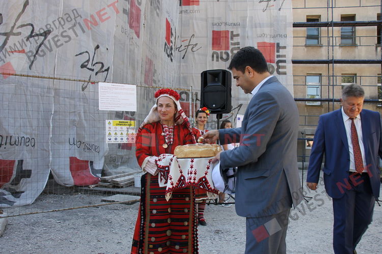 Първия център в областта за възрастни хора с деменция изграждат в Димитровград