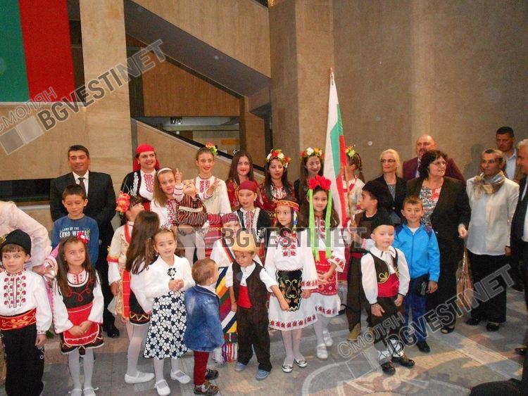 Стартира конкурсът за деца в носия и разказ за доброто "Аз раста патриот"